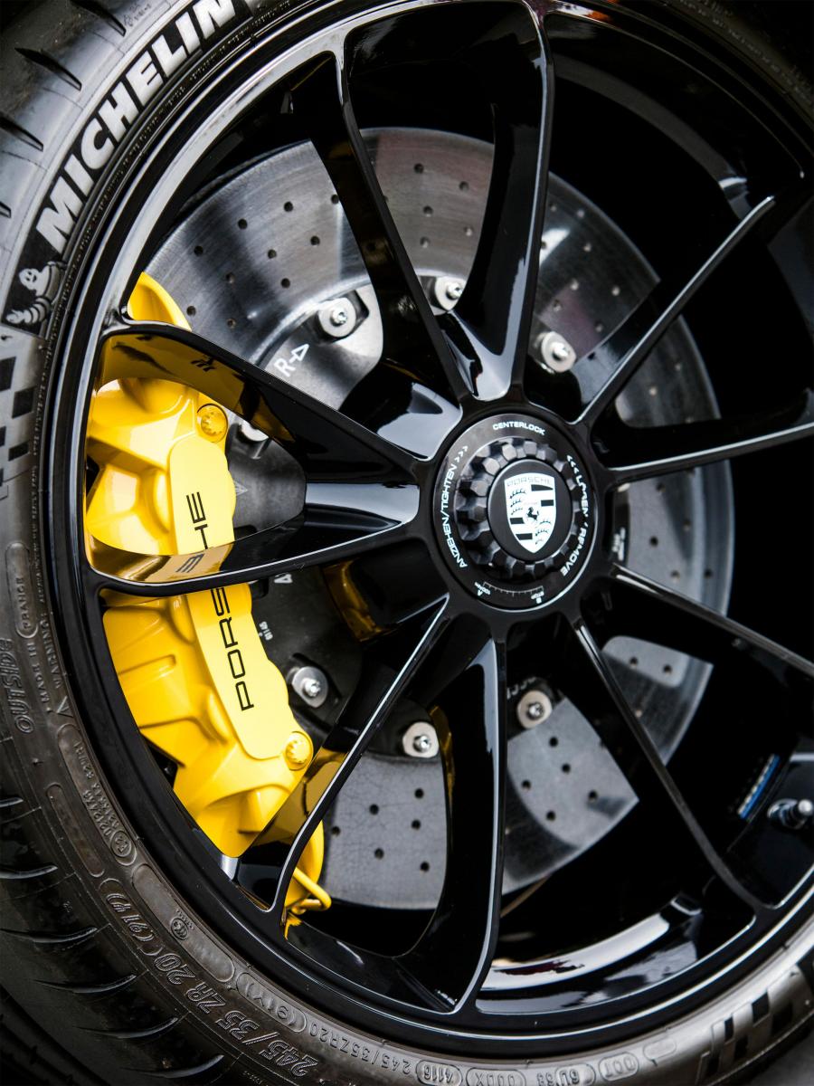 Колеса Porsche 911 R (991) 2016 года  (NA) (фото 11 из 40)